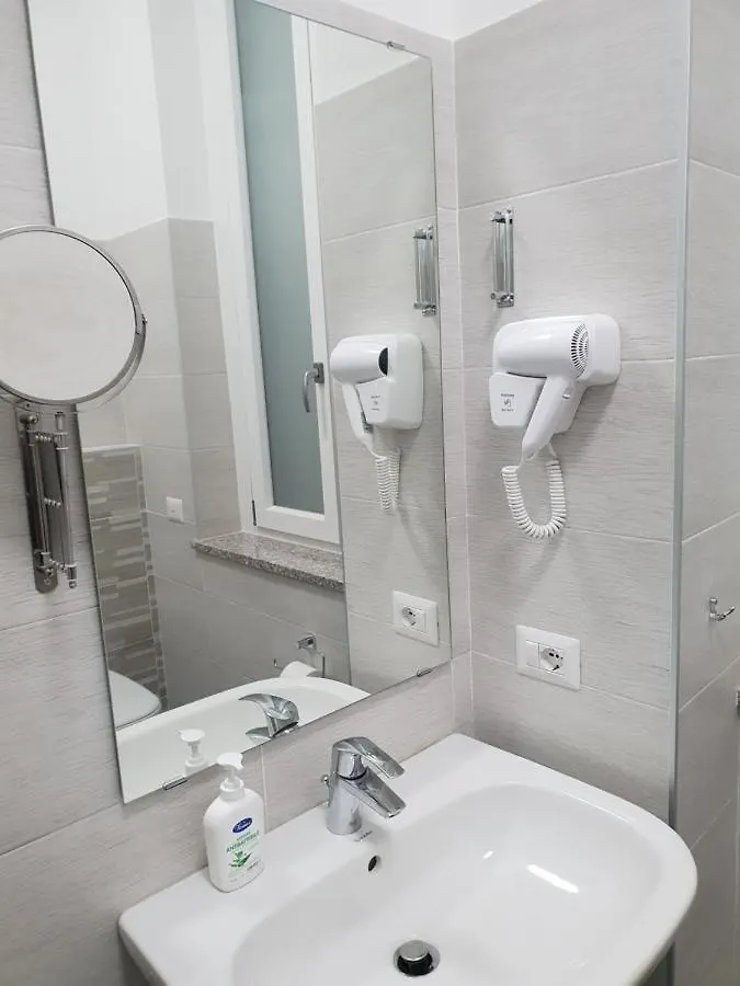Leader Apartment 4 - Monzino - Hockey Msg Arena - Linate - Mediolan